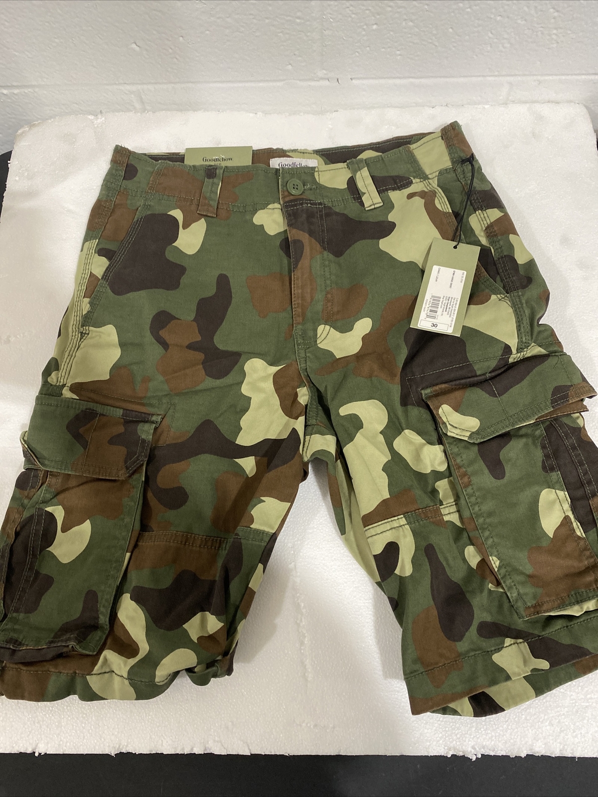 Goodfellow+%26+Co.+Men%27s+Cargo+Shorts+42+Waist+Camo for sale online ...