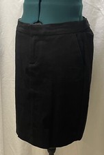 2000s Gap Stretch Side and Back Pockets Adjustable Sides Black Skirt Size 6