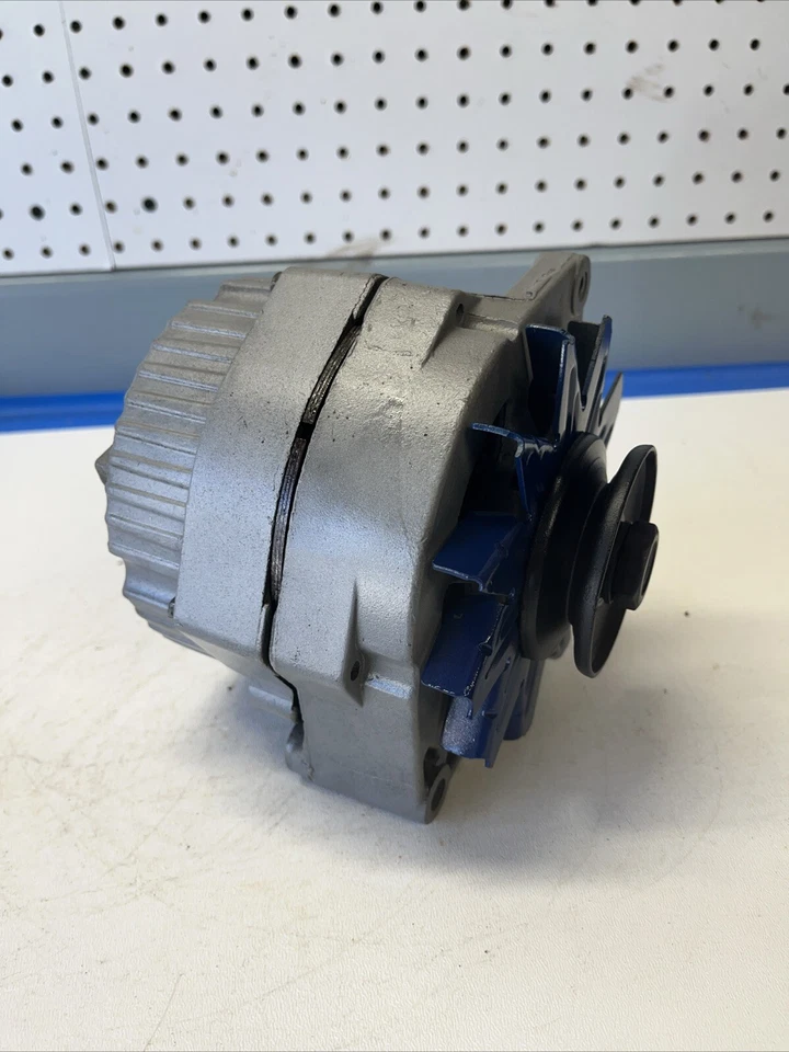 Alternador de fábrica Delco Remy 1100542 63a 3a29 1973 Chevy Monte Carlo 454 Foto 2 de 4