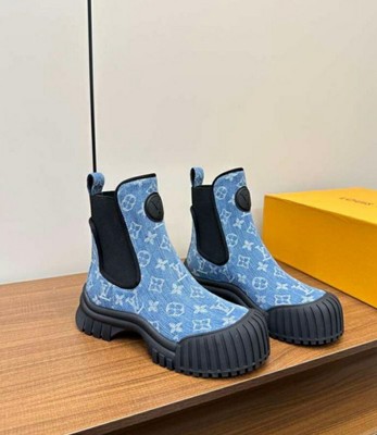 Louis Vuitton ARCHLIGHT SNIAKER Size 40 BLUE COLOR PRESBYOPIA