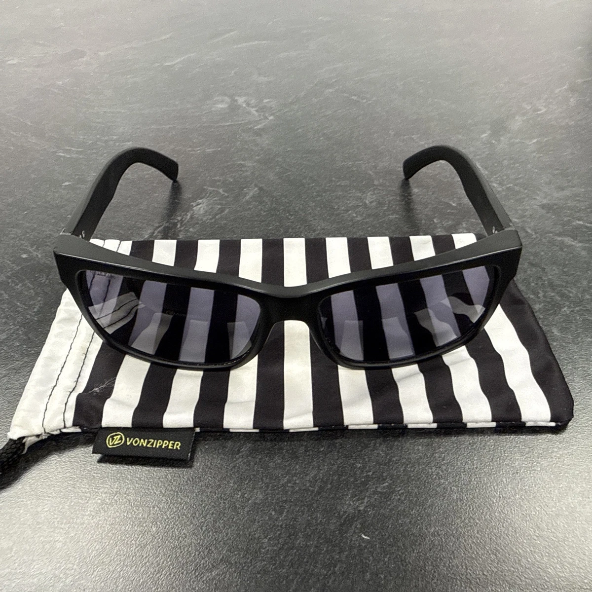VonZipper Juvie polarized sunglasses (satin black frame/gray lenses) VonZipper Booker Adult Lifestyle Polarized Sunglasses  main image 2
