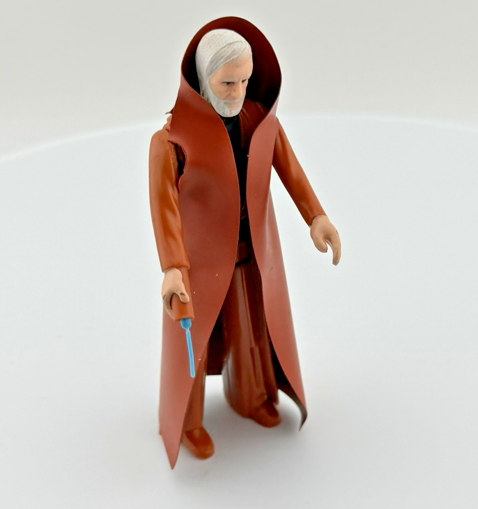 Vintage Kenner Star Wars Obi-Wan Kenobi Old Ben Figure w/ Saber