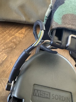 MSA SORDIN 75311 Dual Comms Headset and Carrying Case -Brittle