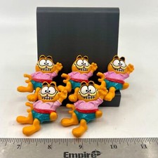 VNTG 1981 Garfield the Cat Hard Plastic PVC Sitting Waving Toy Fig Lot Of 5