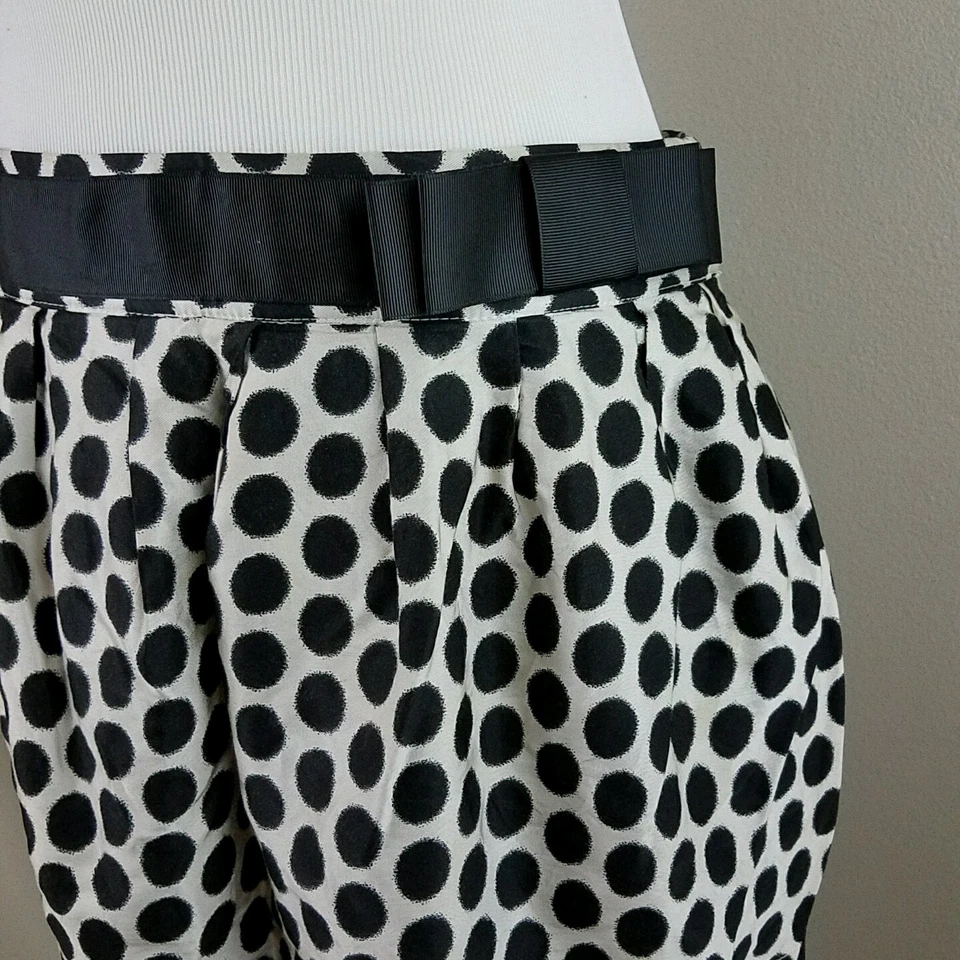 FOREVER 21 Beige & Black Polka Dot Lined Mini Skirt Size L Black Bow - Image 2 of 4