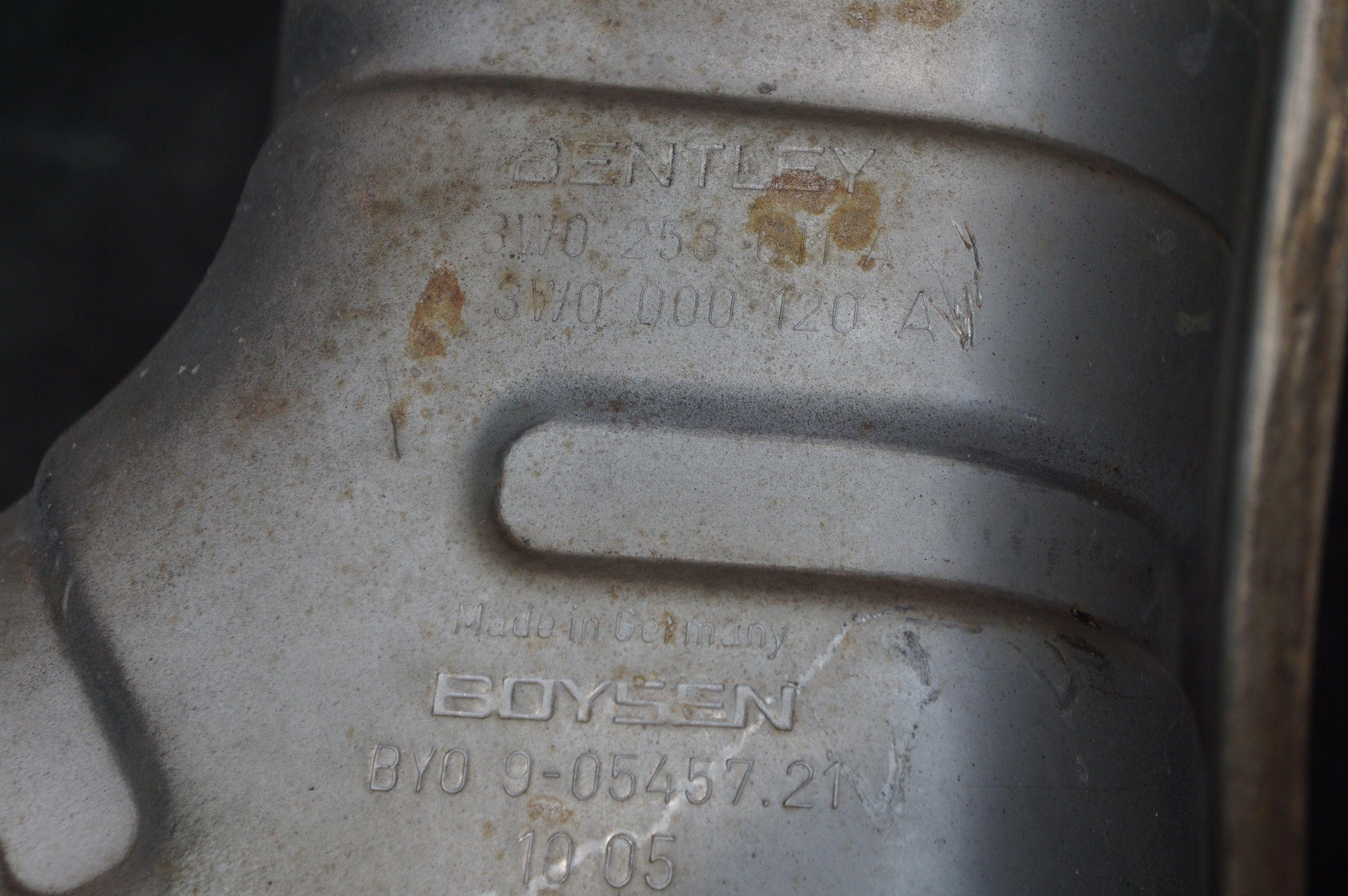 Right Exhaust Muffler Silencer 3W0253611A Bentley Continental Flying Spur 06-12