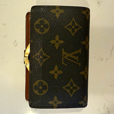 Louis Vuitton Monogram Bifold Wallet Brown Snap Closure Credit Card Women