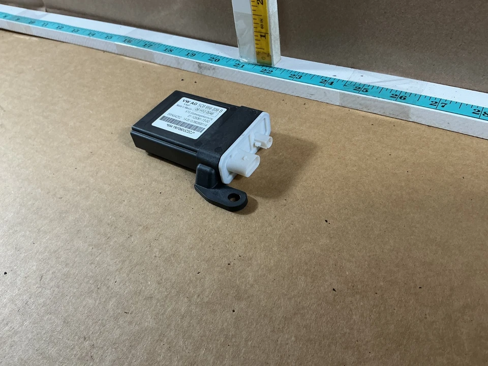 Módulo de detección de ocupantes asiento delantero derecho Audi A7 Quattro 2012-2018 OEM Foto 4 de 4