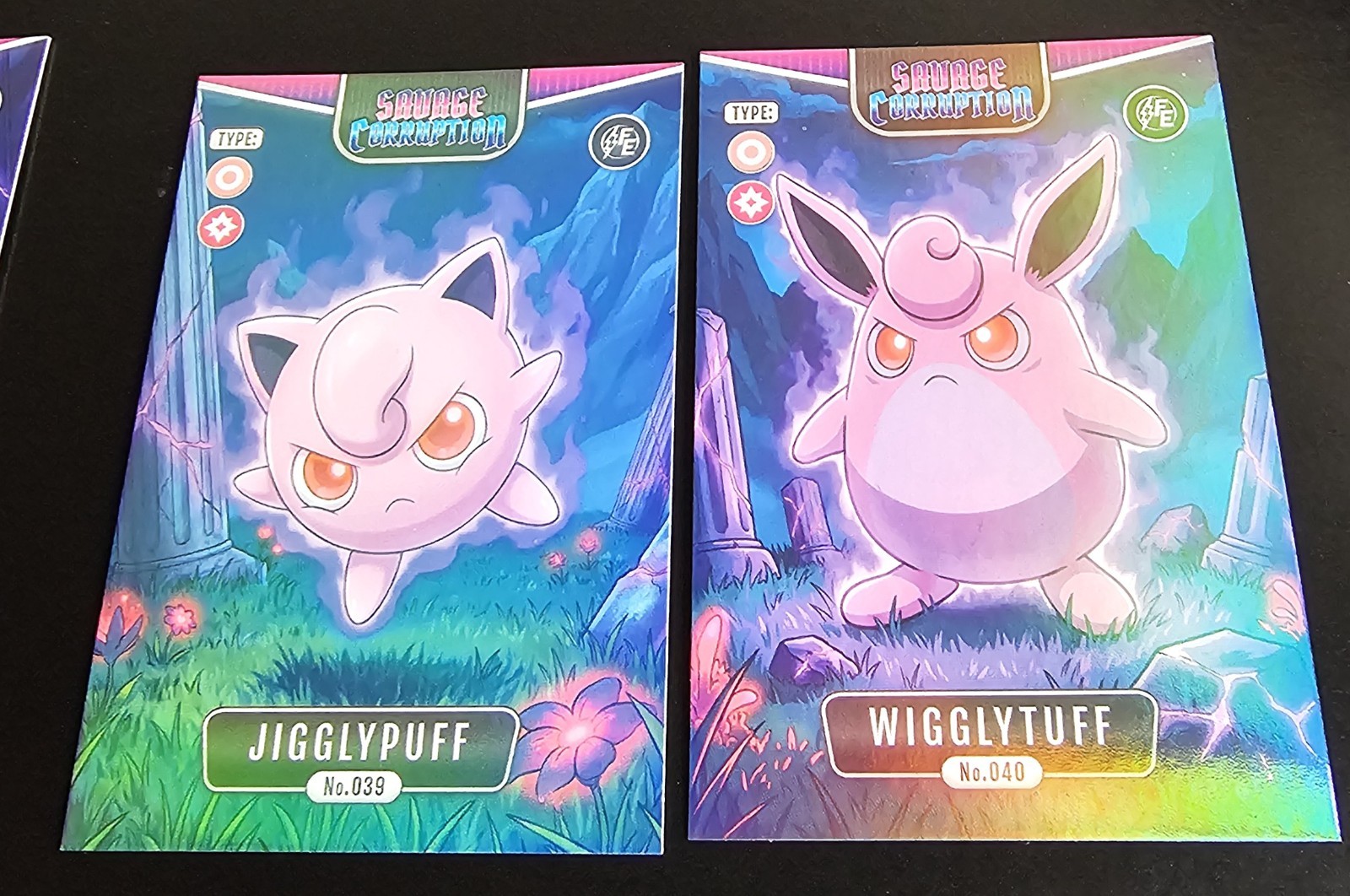 JIGGLYPUFF X WIGGLYTUFF - POKEMON SAVAGE CORRUPTION FLASH EDITION 2026 CCG HOLO