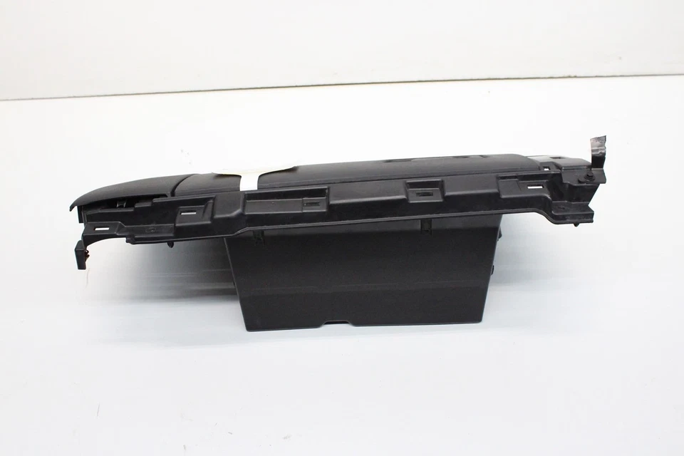 2024-2025 CHEVROLET SILVERADO 2500HD DASH INSTRUMENT PANEL GLOVE BOX COMPARTMENT - Image 3 of 4