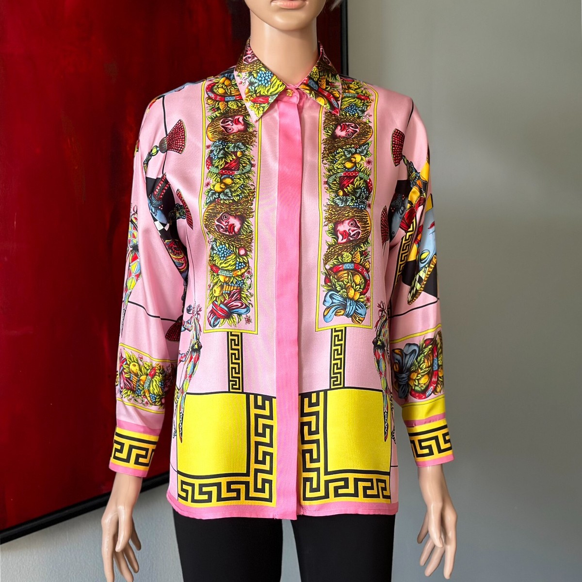 VERSACE pink silk shirt Baroque print size Small. Style worn by