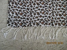 Pashmina Leopard Scarf 26"W x 68" plus 3" Fringe L Vintage Pre-Owned Unworn New
