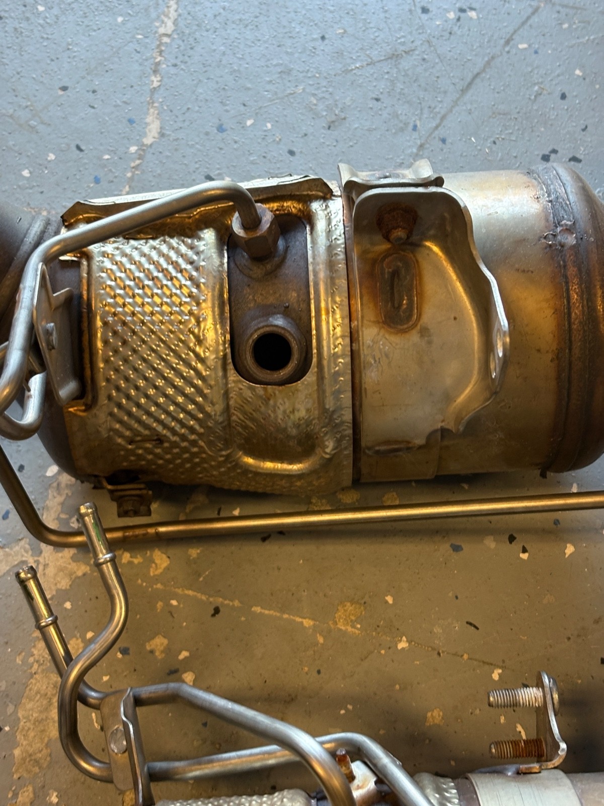 Maserati Levante Modena S Trofeo OEM Cat Downpipes 15k miles with valves senors