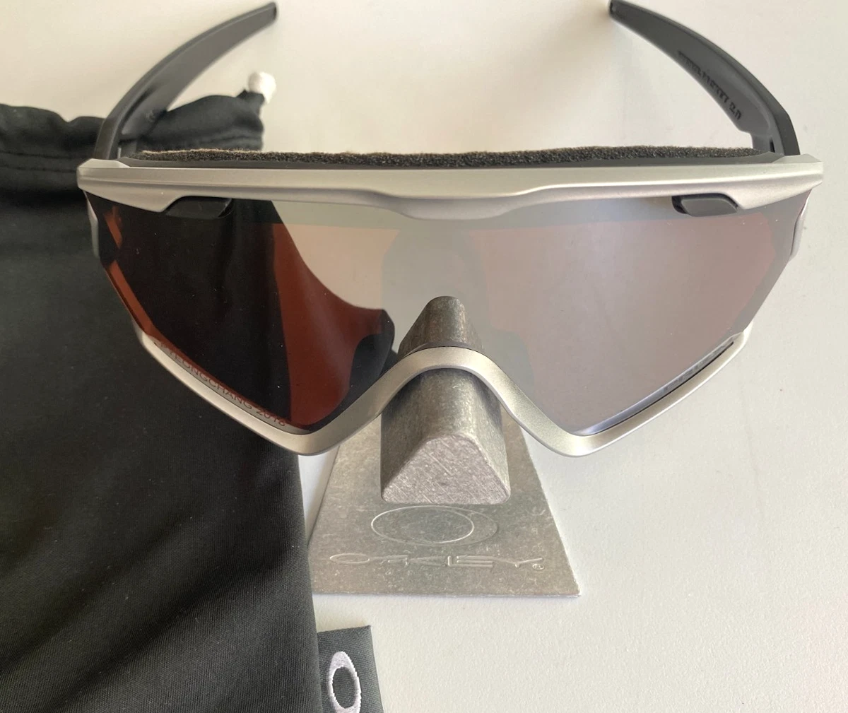 Sunglasses Oakley Wind Jacket 2.0 for Men for sale | eBay