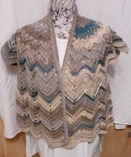 Jacke  Gr. 38/40 gehäkelt Handarbeit