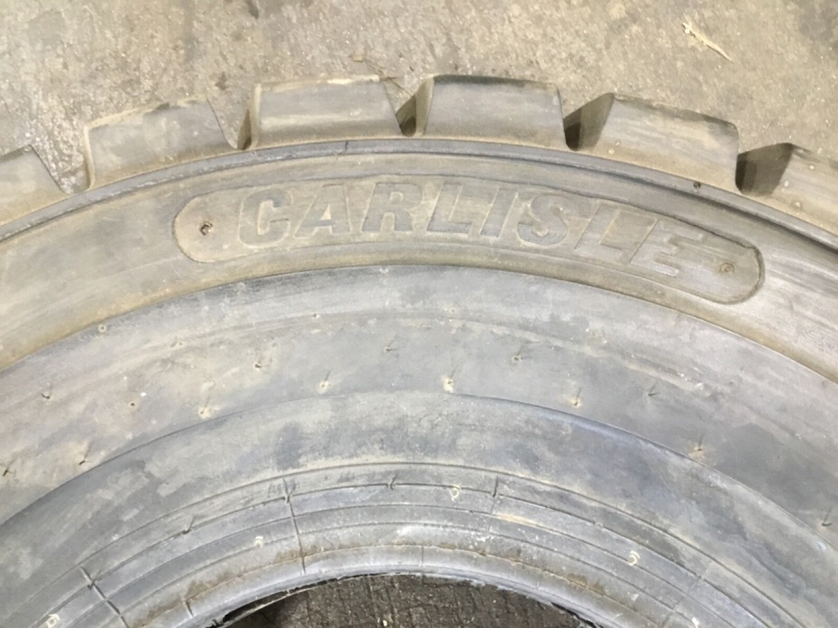 8.25X15 CARLISLE PWT INDUSTRIAL FORKLIFT TIRE 12PR 8.25-15 #T141