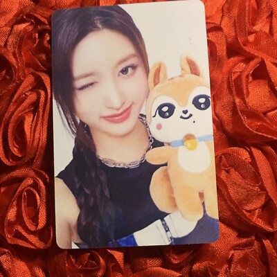 Gaeul IVE Kawaii Toy Edition Kpop Girl Photo Card Squirrel Cutie Plushie
