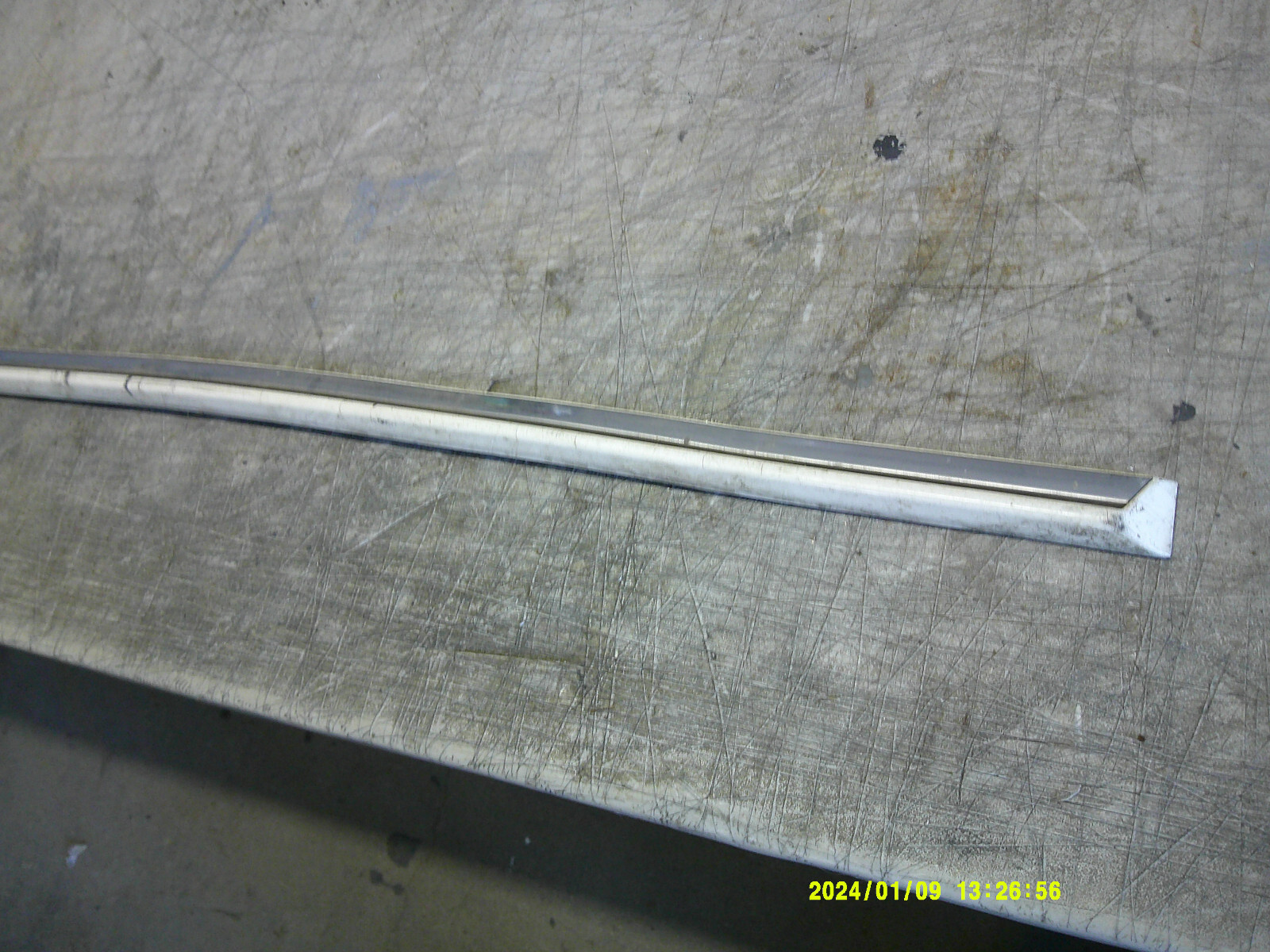 Passenger Door Moulding Yellow Chrysler Maserati TC 89 90 91