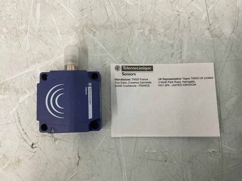 Telemecanique Sensors XS7C1A1PAM8 Inductive Sensor 36Vdc 200Ma Xs - Image 2 of 4