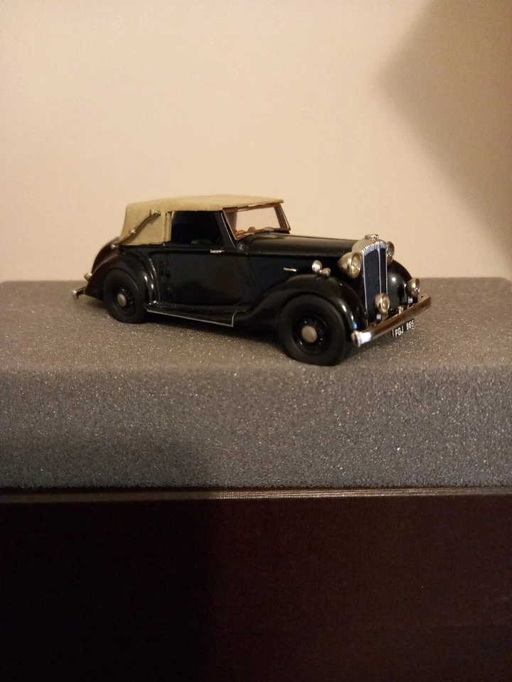 Top Marques escala 1/43 RC1 - 1939 Daimler 2.5L D/H King George VI WW2 - Preto - Imagem 2 de 4