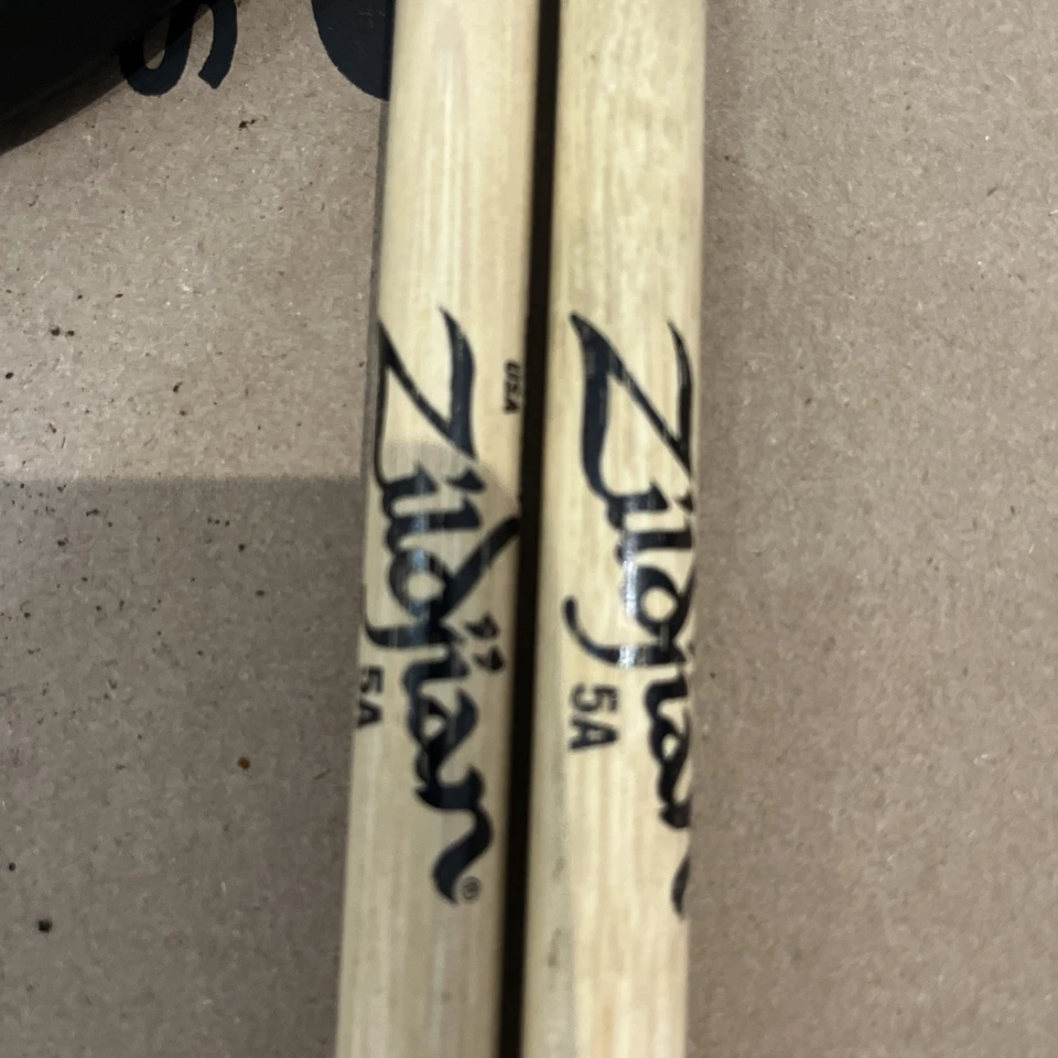 Palos y almohadilla de práctica de nailon Zildjian 5a Foto 2 de 4