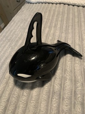 Sea World Adventure Parks Shamu/Orca Carrying Case/Tote Plastic Lunchbox 2003
