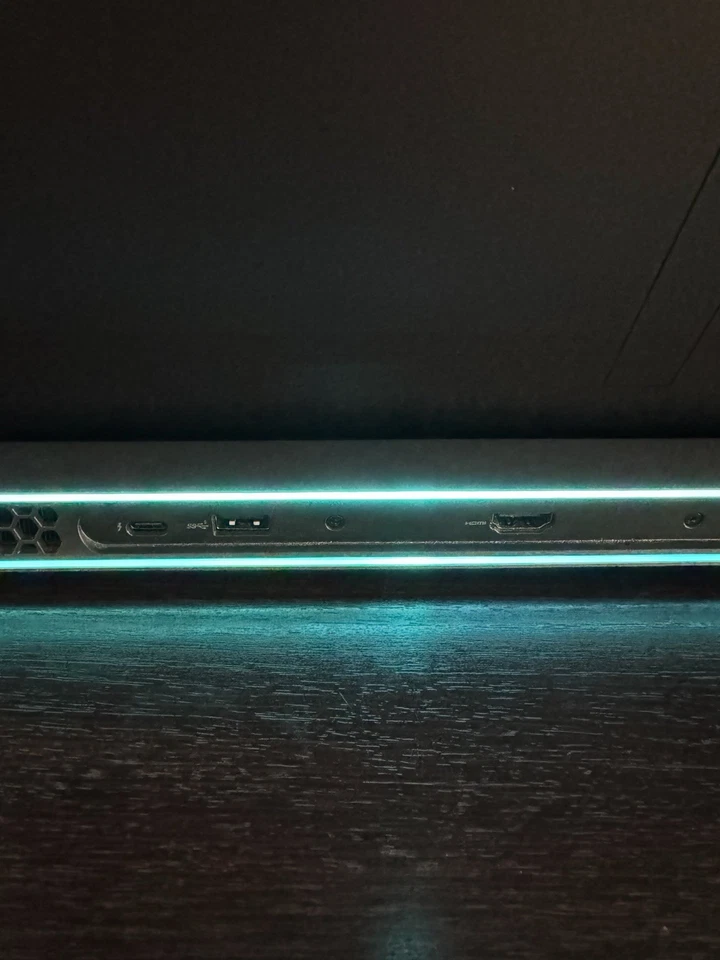 Alienware M15 R6-174 - pc Portable Gaming - Photo 4/4