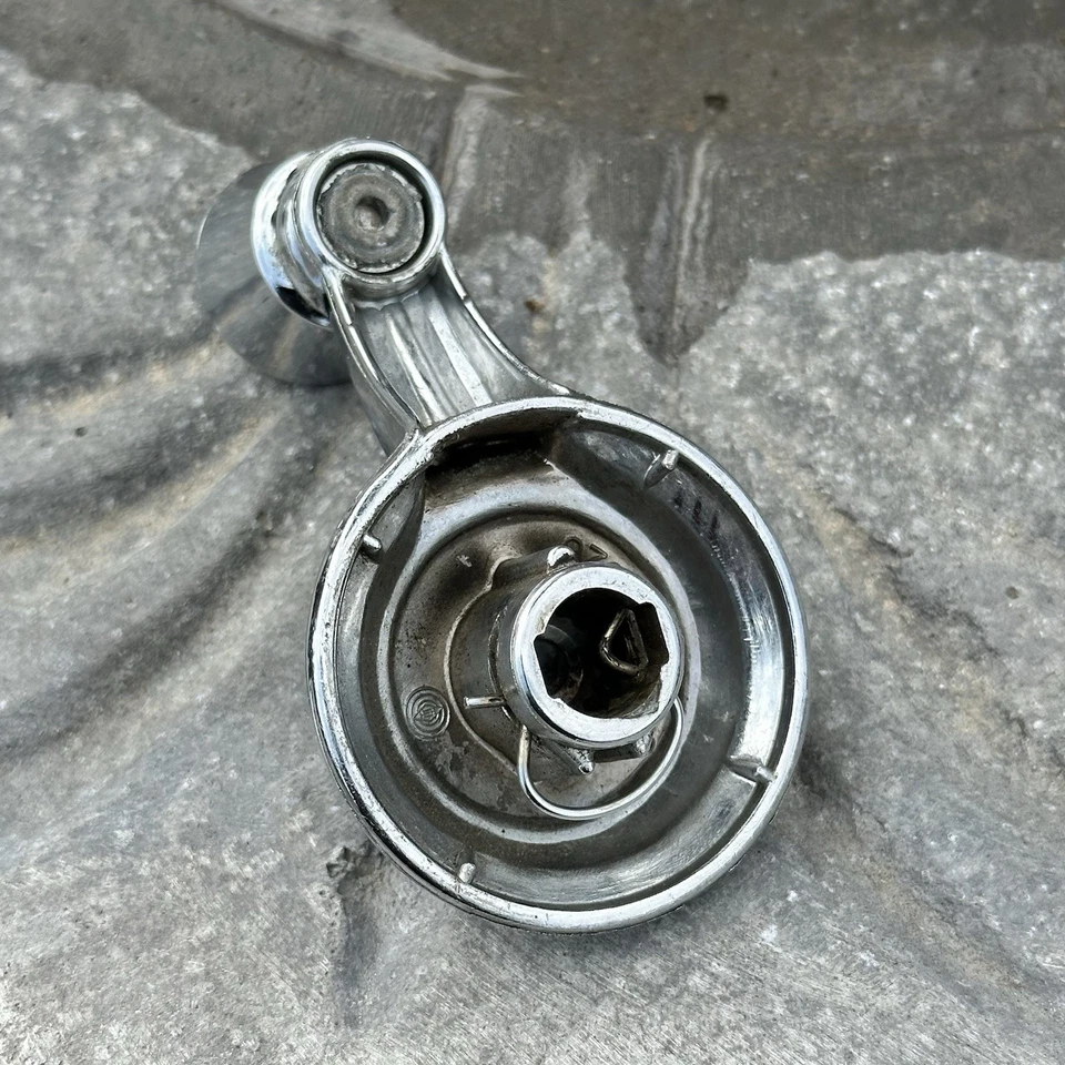 DE COLECCIÓN Nuevo OEM 9702934 GM1962-1967 CHEVY CORVETTE PAR DE MANIVELAS DE VENTANA Foto 4 de 4