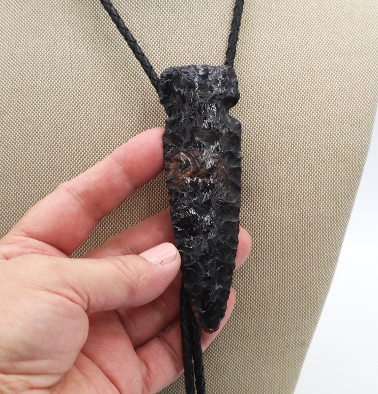 SW Native Style Bolo Tie Spearhead Arrowhead Obsidian Silvertone 4" L Unisx LZJ4