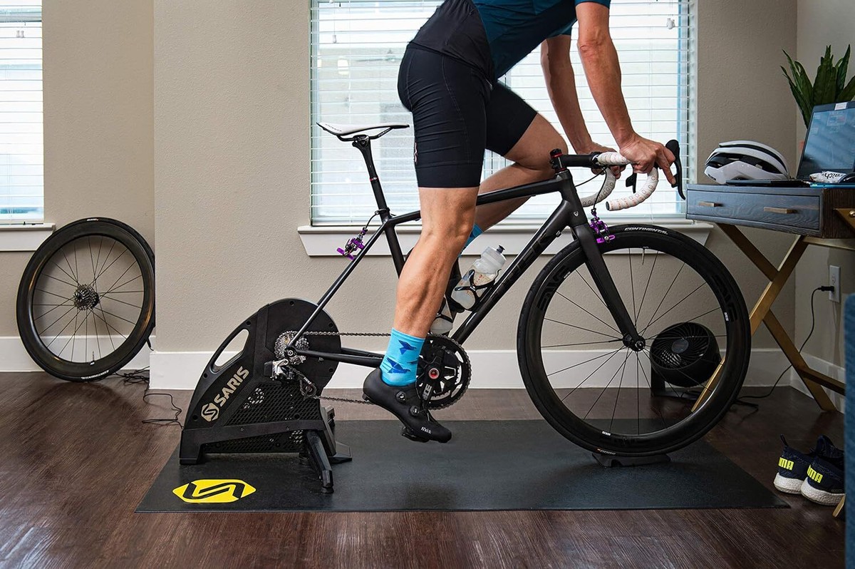 Saris H3 Direct Drive Smart Indoor Bike Trainer 12527018642 Saris H3 Direct Drive Smart Indoor Bike Trainer 12527018642