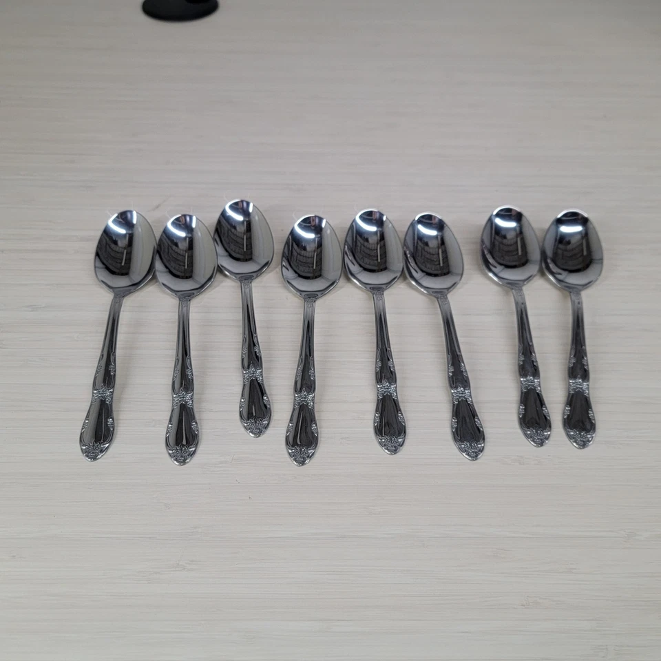 Reed & Barton 18/10 & Rogers Stainless Flatware Lot – 72+ pcs w/ Box - Image 4 of 4