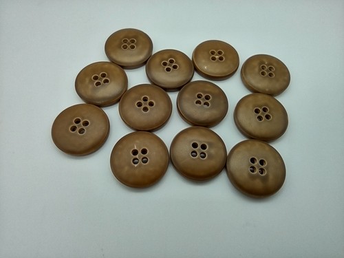 Assorted Sewing Buttons ~ Vintage to Modern ~ U Pick - Picture 3 of 63