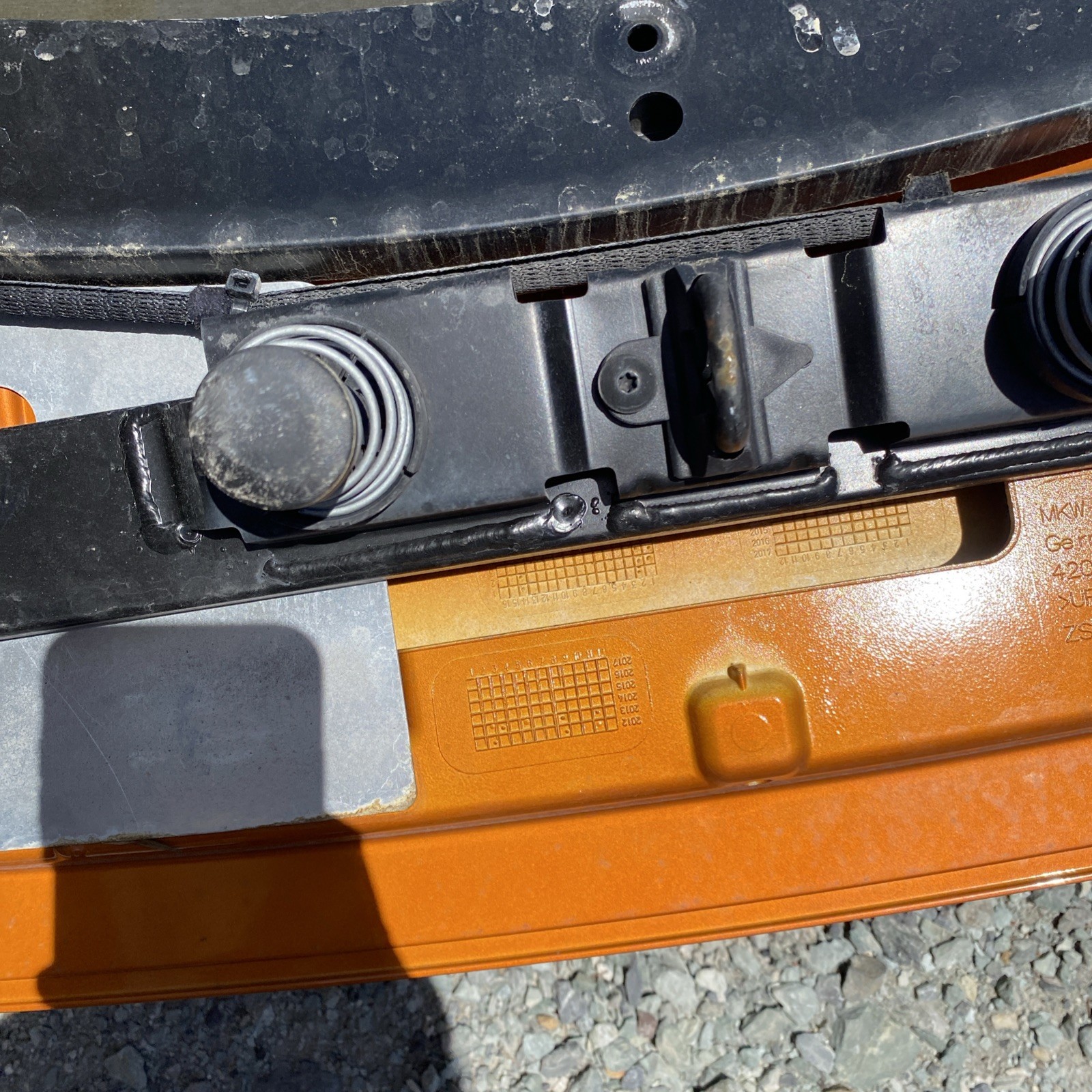 Audi R8 2014-2015 REAR Hood latch