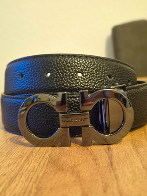 Salvatore Ferragamo Herren Gürtel Kunstleder Schwarz 105cm Logo-Metallschnalle