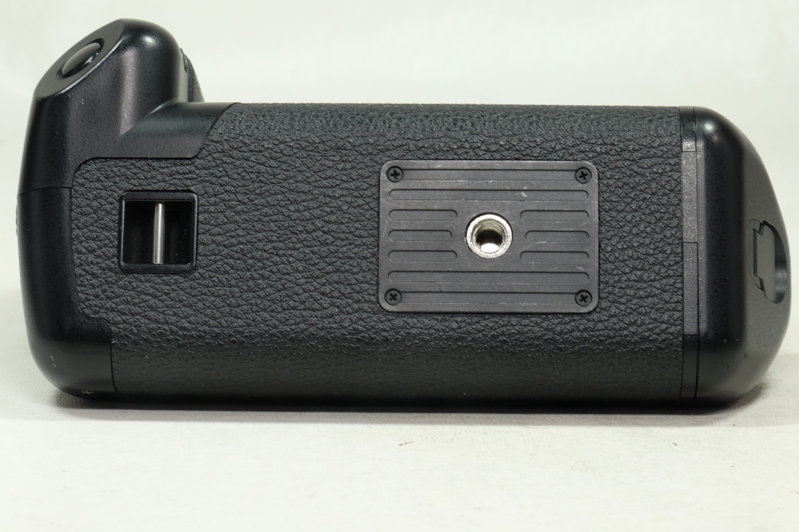 Minty Canon Power Drive Booster E1 For EOS1/EOS3
