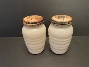Fireking Tulip Salt and Pepper Shakers | eBay
