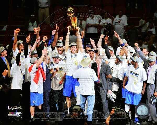 Dallas Mavericks 2011 NBA Champions, 8x10 Team Photo 