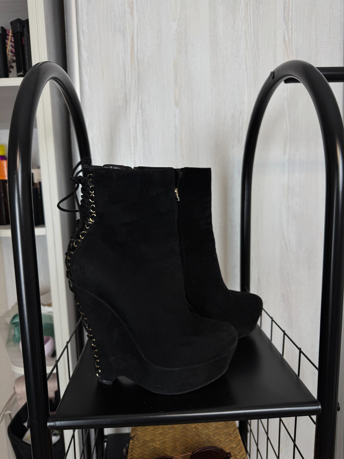 Stivaletti con zeppa Yves Saint Laurent scamosciati stringati lunghezza caviglia