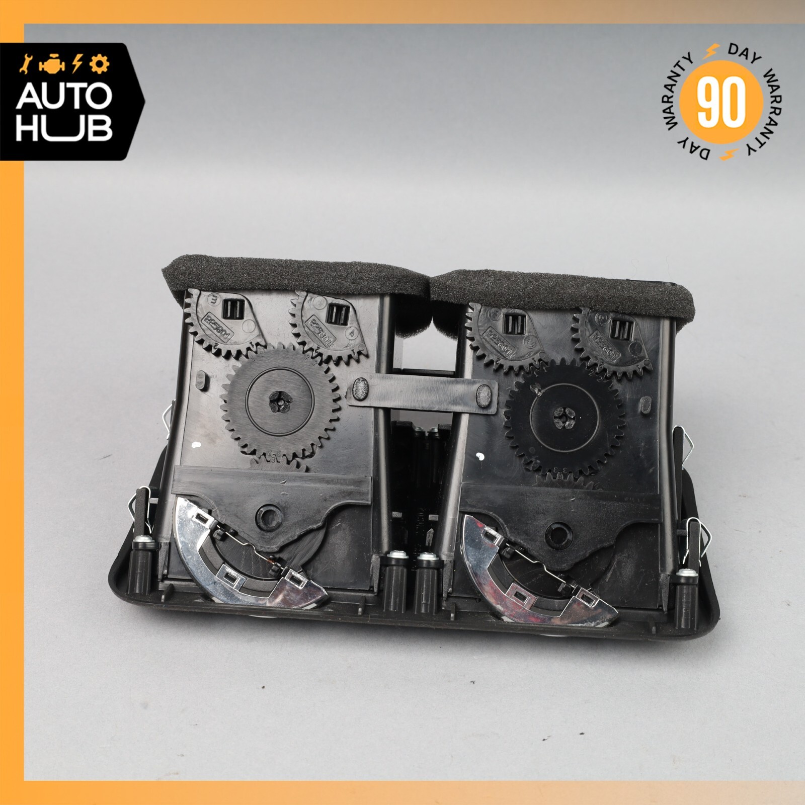 04-18 Maserati Granturismo M145 Rear Center Console AC A/C Air Vent OEM