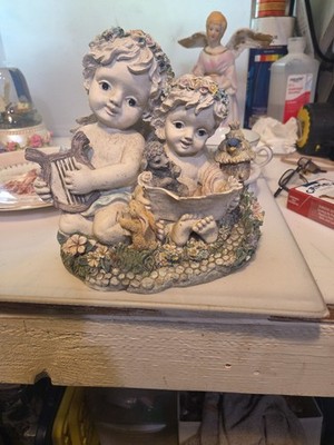 Classic Treasures Musical Twin Cherubs Sculpture Plays Tune Id Like to Teach the