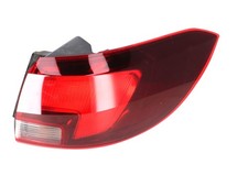 Rückleuchte außen rechts OPEL Astra K Sports Tourer (B16) 1.2 Turbo  96 kW  131 