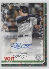 2019 Topps Holiday WalMart Mega Box Auto 11/200 Luke Voit #WHA-LV Auto 3c7