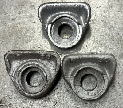 No. 30  Wheel Rim Clamps Wedge 1916 1919 1922 1925 1928 1 7/8'' x 1 5/8'' H25-102