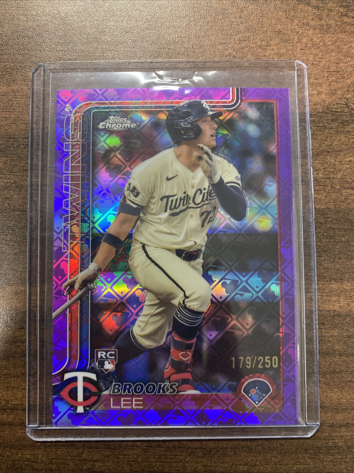 2025 Topps Chrome Logofractor Edition - Brooks Lee #234 Purple Refractor /250 RC