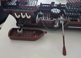 LEGO Castle Fantasy Era Troll Warship 7048 2008