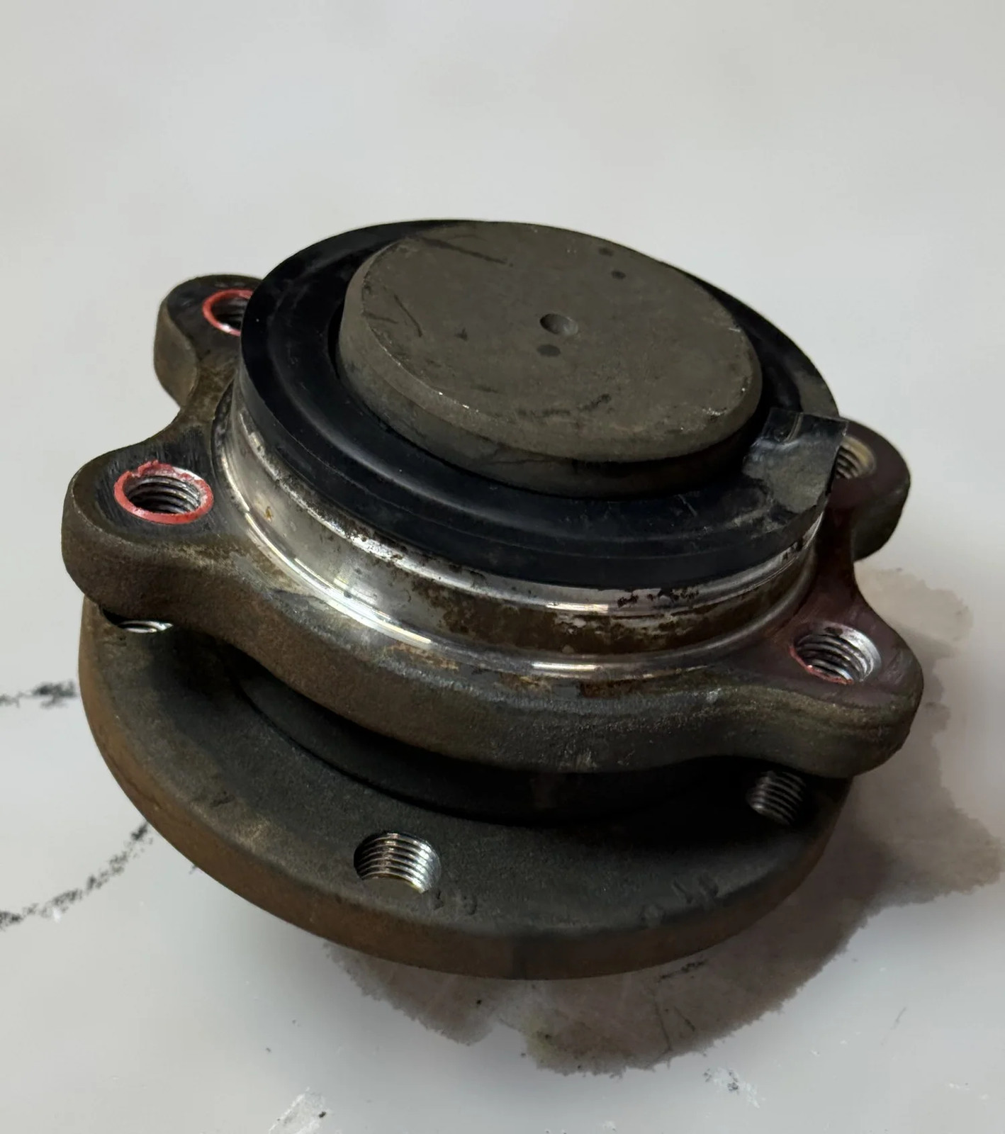 McLaren 570S 2016-2021 Hub bearing assembly