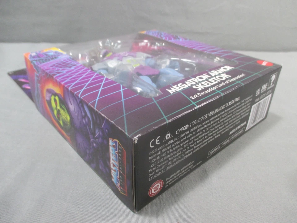 Masters of the Universe X MEGATRON ARMOR SKELETOR Transformers He-Man 2025 - Image 2 of 4