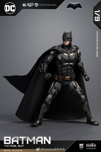 Fondjoy DC Comics Justice League Tactical Batman 1/9 Scale Action Figure - Picture 3 of 3