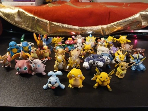 Pokémon TOMY Mini Figure Toy Lot of 36 Vintage