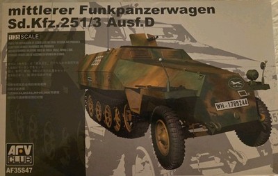 AFV35S47 1:35 AFV Club Mittlerer Funkpanzerwagen Sd.Kfz.251/3 Ausf.D